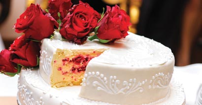 Wedding Cakes & Desserts at Golden Glow Ballroom